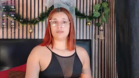 sophie_new25 online show from December 19, 2025, 12:34 pm