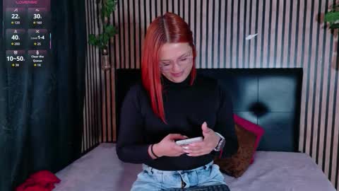 sophie_new25 online show from January 12, 2026, 1:05 pm