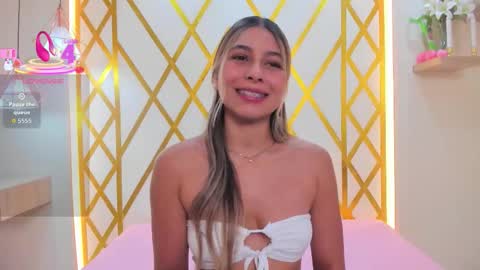 Snapshot of sophiebenson_ chatting on March 21, 2026, 12:21 pm Sophie online show from March 21, 2026, 12:21 pm