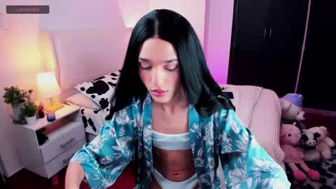    online show from February 9, 2025, 1:35 pm