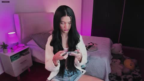    online show from September 9, 2025, 1:27 am