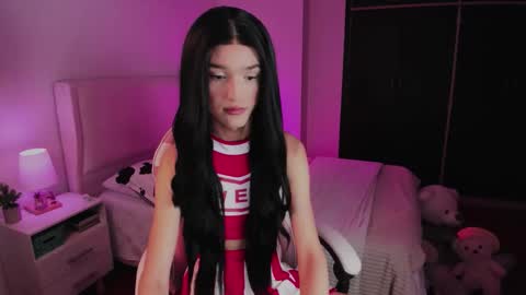    online show from October 11, 2025, 1:05 am