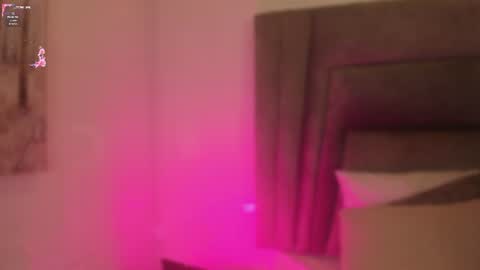 Sophie  online show from July 2, 2026, 10:54 am