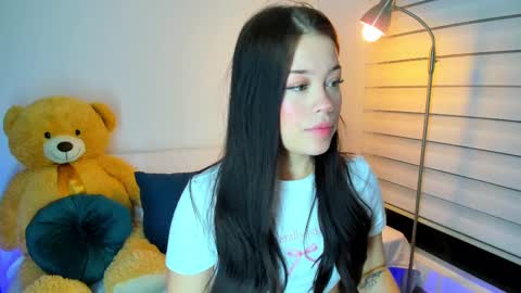 Sophie online show from February 12, 2025, 2:03 am