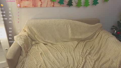 Snapshot of sophieee_lee chatting on December 17, 2024, 2:22 pm Sophie online show from December 17, 2024, 2:22 pm