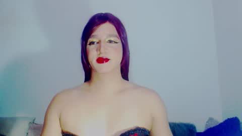 sophiehillsxo online show from February 25, 2026, 6:23 am