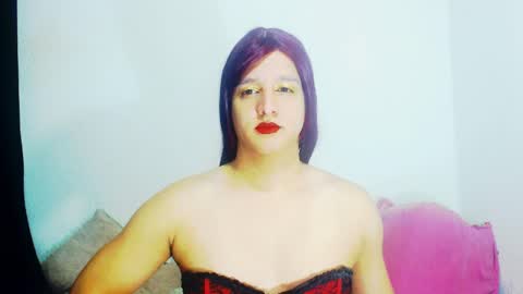 sophiehillsxo online show from April 1, 2026, 3:40 am