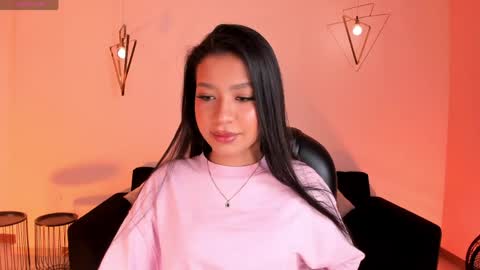Sophie Houston online show from May 23, 2026, 4:18 am