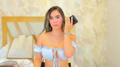 Sophie online show from June 2, 2026, 1:57 pm