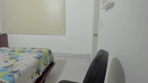 Snapshot of sophielatina chatting on February 10, 2025, 3:46 am Sophia online show from February 10, 2025, 3:46 am