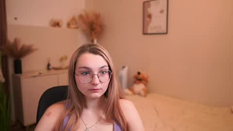 Emma online show from May 20, 2026, 1:17 pm