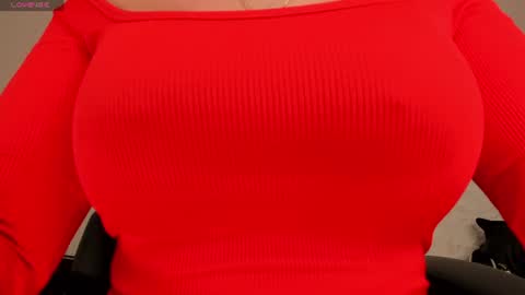 Sophie  Palmer online show from July 3, 2026, 11:49 am