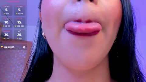 sophierooy online show from September 11, 2025, 3:06 am