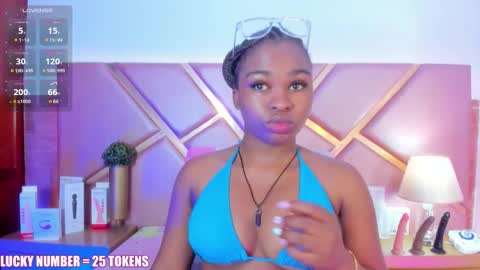 Sophie online show from March 3, 2026, 12:44 pm