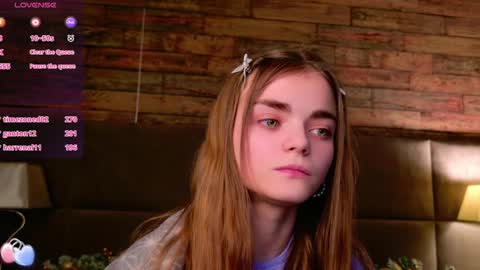 Snapshot of sophiesuvi chatting on December 14, 2024, 7:03 pm Sophie and my bestie Mandy    online show from December 14, 2024, 7:03 pm