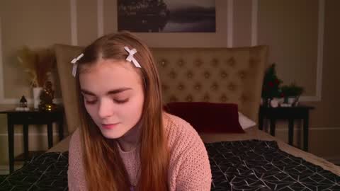 Snapshot of sophiesuvi chatting on December 15, 2024, 2:48 pm Sophie and my bestie Mandy    online show from December 15, 2024, 2:48 pm