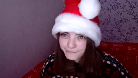 Snapshot of sophiesuvi chatting on January 3, 2025, 5:31 pm Sophie and my bestie Mandy    online show from January 3, 2025, 5:31 pm