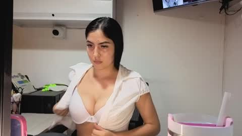 Snapshot of sophiie_blakee chatting on April 9, 2026, 12:21 am Sophiee online show from April 9, 2026, 12:21 am
