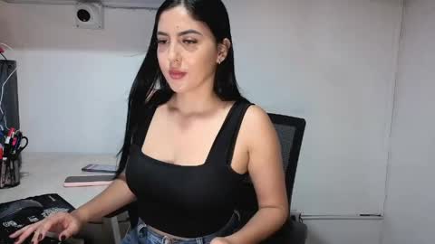 Snapshot of sophiie_blakee chatting on May 1, 2026, 12:04 am Sophiee online show from May 1, 2026, 12:04 am