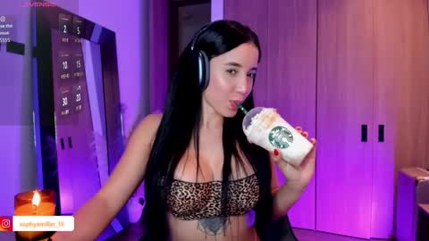 Sophy online show from October 11, 2025, 2:33 am