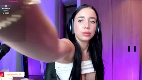 Sophy online show from October 12, 2025, 2:43 am