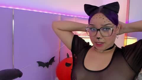 Sophy online show from October 31, 2025, 12:06 pm