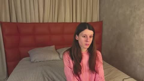 sorayanox online show from November 30, 2025, 2:21 pm