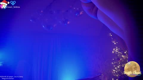 Snapshot of souffle_chaud chatting on December 23, 2024, 3:07 am . . online show from December 23, 2024, 3:07 am