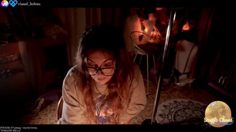 Snapshot of souffle_chaud chatting on February 5, 2025, 9:40 pm . . online show from February 5, 2025, 9:40 pm