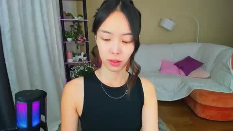 soulharmoonyy online show from September 15, 2025, 4:18 pm