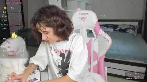 soulmate__ online show from January 20, 2025, 6:21 am