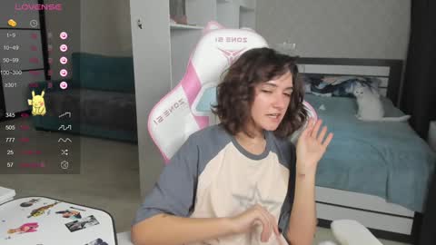 soulmate__ online show from January 22, 2025, 8:40 am