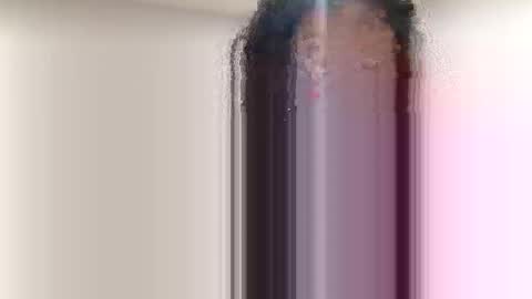 Longhaitianbbc  thick latina online show from November 17, 2025, 2:06 am