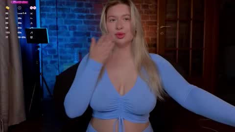 soulmeinme online show from November 22, 2025, 7:46 pm