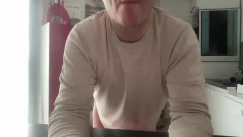 soumisanal2013 online show from February 14, 2026, 8:44 am