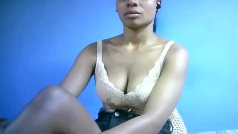 Snapshot of sourayaa chatting on March 5, 2026, 9:05 am sourayaa online show from March 5, 2026, 9:05 am