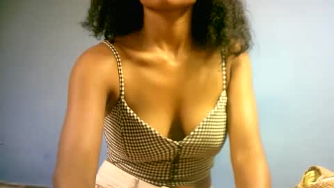 Snapshot of sourayaa chatting on April 7, 2026, 6:36 am sourayaa online show from April 7, 2026, 6:36 am