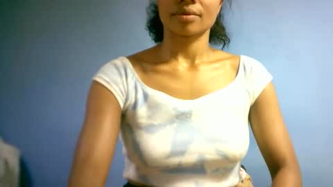 Snapshot of sourayaa chatting on April 18, 2026, 6:56 pm sourayaa online show from April 18, 2026, 6:56 pm