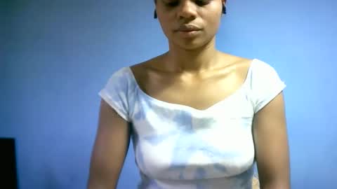 Snapshot of sourayaa chatting on April 27, 2026, 6:00 am sourayaa online show from April 27, 2026, 6:00 am