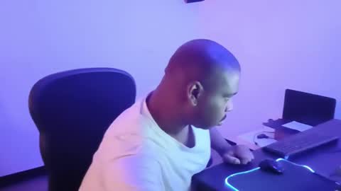 Snapshot of southernfuckery chatting on January 18, 2025, 1:52 am Infamous Damon Jerico online show from January 18, 2025, 1:52 am