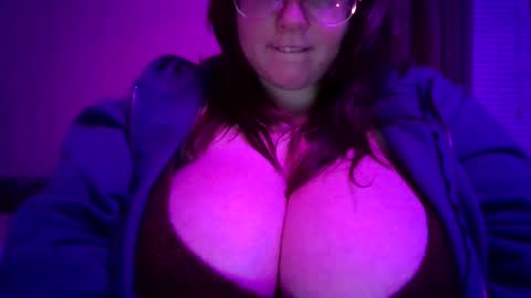 ivy online show from September 23, 2025, 5:10 am