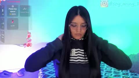 soy_anny_19 online show from January 13, 2026, 5:02 am