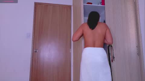 Snapshot of soy_naty_rose3 chatting on October 14, 2025, 12:17 pm Naty online show from October 14, 2025, 12:17 pm