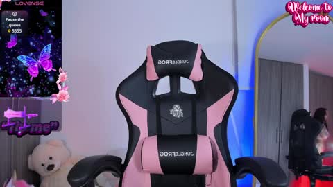 Snapshot of soy_sheila chatting on January 16, 2025, 2:41 am sheila smitt online show from January 16, 2025, 2:41 am