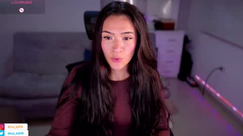 Luisa    online show from March 4, 2025, 3:11 am