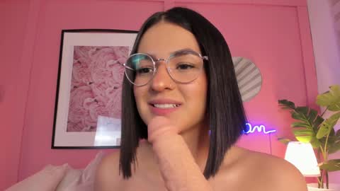 Snapshot of soysaraa_ chatting on January 21, 2025, 8:08 am Aleja online show from January 21, 2025, 8:08 am