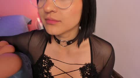 Snapshot of soysaraa_ chatting on January 25, 2025, 8:00 am Aleja online show from January 25, 2025, 8:00 am