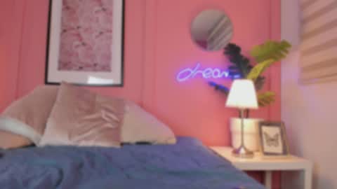 Snapshot of soysaraa_ chatting on February 6, 2025, 10:48 am Aleja online show from February 6, 2025, 10:48 am