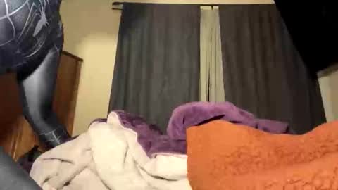 Snapshot of spandex5282 chatting on October 19, 2025, 8:15 am Spandex fetish online show from October 19, 2025, 8:15 am