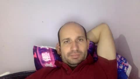 Snaiky online show from December 1, 2025, 3:06 pm